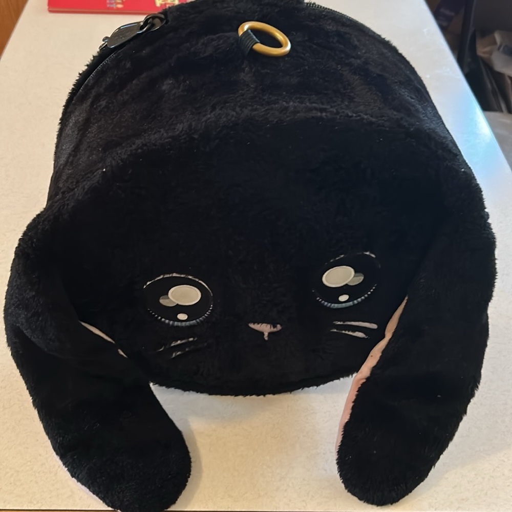 Na! Na! Na! Surprise LOL XL Tote Plush Toy Storage Sleepover Overnight Bag Case